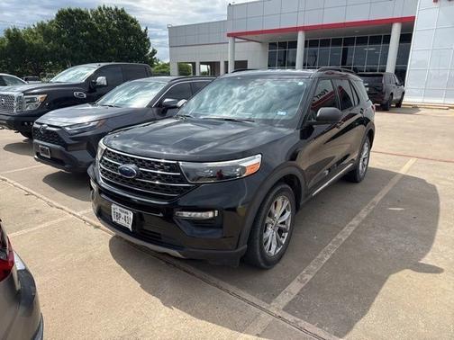 Agate Black Metallic 2020 Ford Explorer XLT