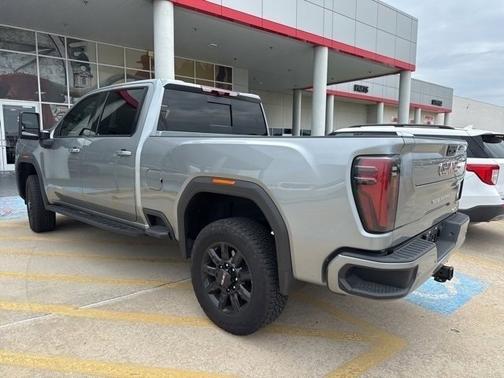 2024 GMC Sierra 2500 AT4