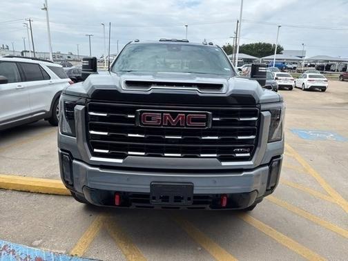 2024 GMC Sierra 2500 AT4