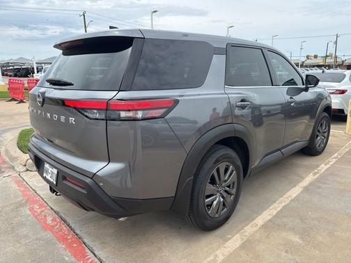 Gun Metallic 2025 Nissan Pathfinder S FWD