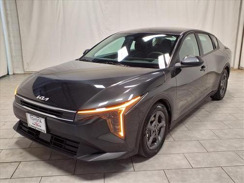 Interstellar Gray 2025 Kia K4 LXS