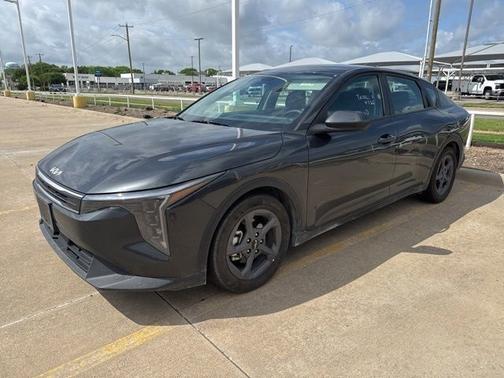 Interstellar Gray 2025 Kia K4 LXS