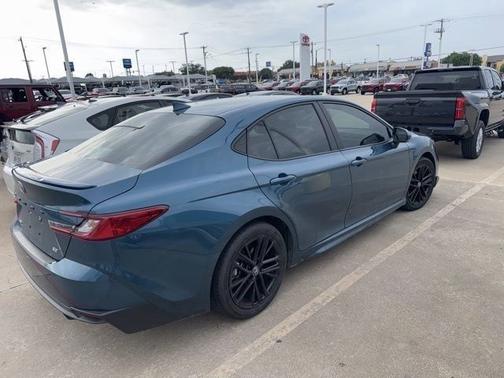Ocean Gem 2025 Toyota Camry SE