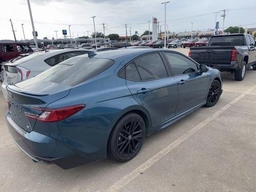 Ocean Gem 2025 Toyota Camry SE