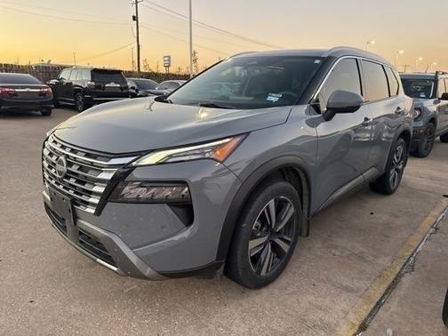 2024 Nissan Rogue SL