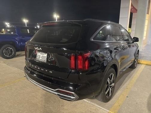 2022 Kia Sorento S