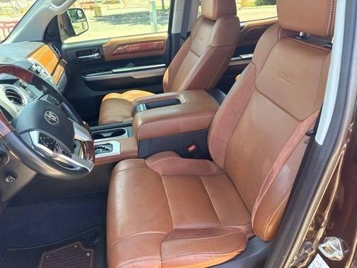 Smoked Mesquite 2019 Toyota Tundra SR5