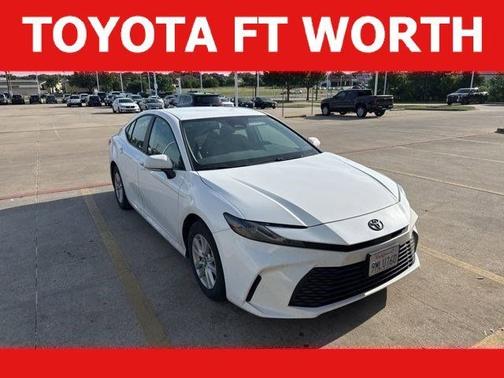 Ice Cap 2025 Toyota Camry LE
