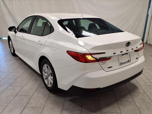 Ice Cap 2025 Toyota Camry LE