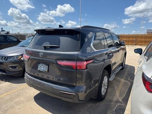 2023 Toyota Sequoia SR5