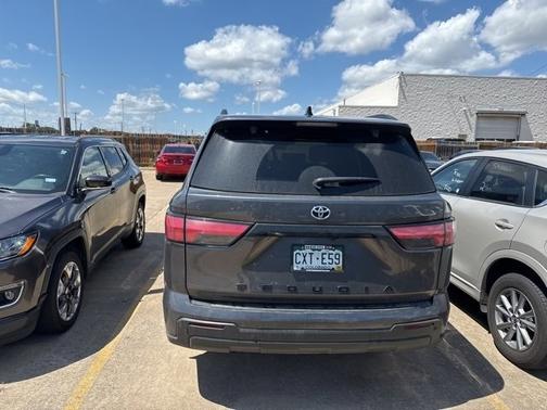 2023 Toyota Sequoia SR5