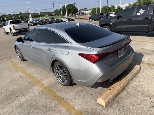 Celestial Silver Metallic 2019 Toyota Avalon Touring
