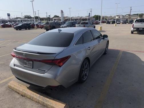 Celestial Silver Metallic 2019 Toyota Avalon Touring