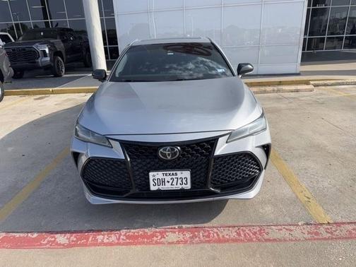Celestial Silver Metallic 2019 Toyota Avalon Touring
