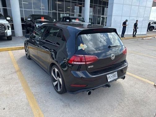 2018 Volkswagen Golf GTI 2.0T S 4-Door