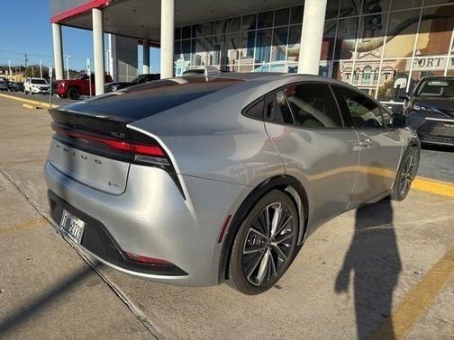 2023 Toyota Prius XLE