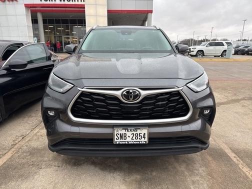 2023 Toyota Highlander XLE