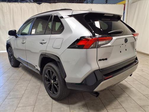 2025 Toyota RAV4 Hybrid SE