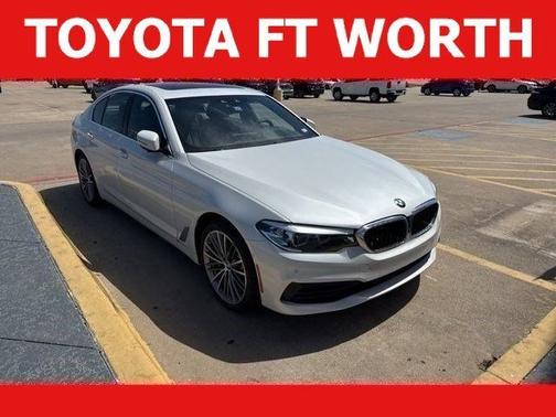 Mineral White Metallic 2020 BMW 530 530i