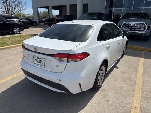 White 2022 Toyota Corolla LE