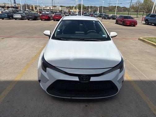 White 2022 Toyota Corolla LE