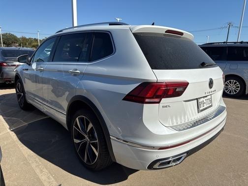 2022 Volkswagen Tiguan 2.0T SEL R-Line 4MOTION