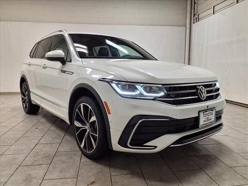 2022 Volkswagen Tiguan 2.0T SEL R-Line 4MOTION