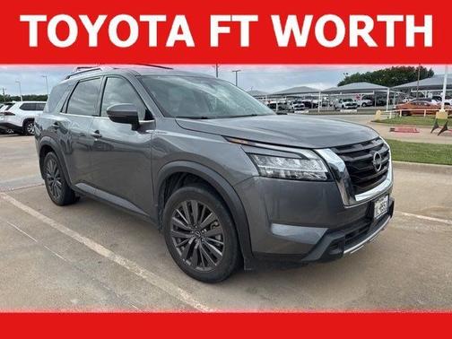 Gun Metallic 2024 Nissan Pathfinder SL FWD