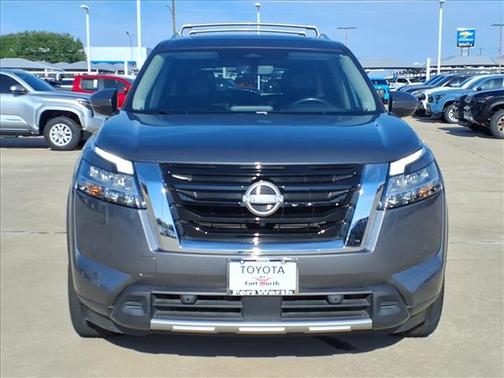 Gun Metallic 2024 Nissan Pathfinder SL FWD