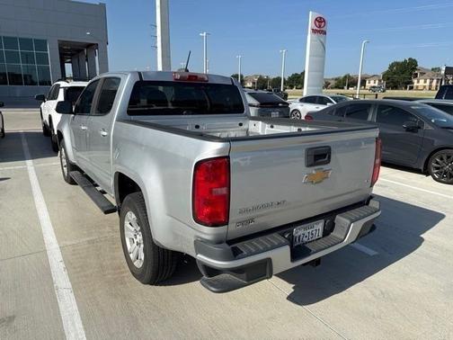 Silver Ice Metallic 2018 Chevrolet Colorado LT