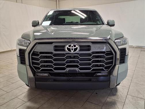 2026 Toyota Tundra Hybrid Platinum