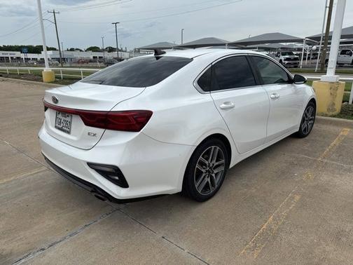 Snow White Pearl 2019 Kia Forte EX
