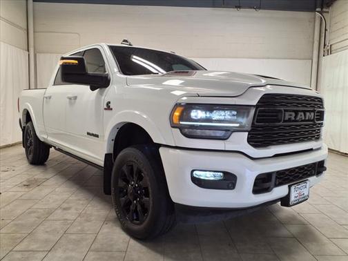 2024 RAM 2500 Limited Crew Cab 4x4 6'4' Box