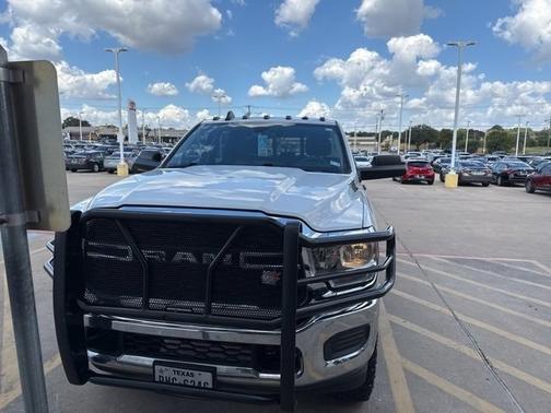 2020 RAM 2500 Tradesman Crew Cab 4X4 8' Box