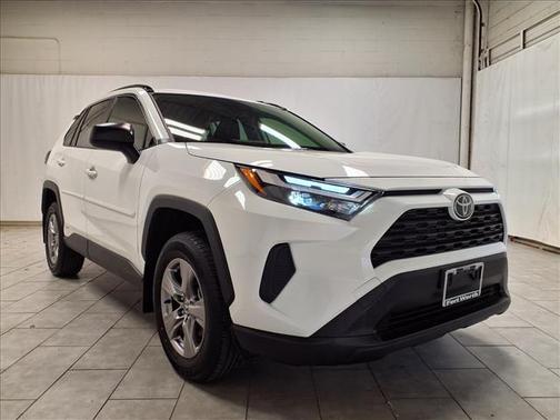2025 Toyota RAV4 Hybrid LE
