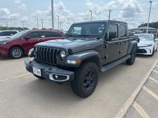 2023 Jeep Gladiator Sport