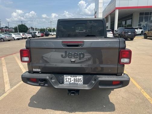 2023 Jeep Gladiator Sport