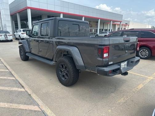 2023 Jeep Gladiator Sport