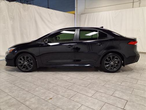 2025 Toyota Corolla Hybrid SE