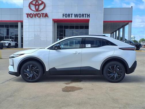 Wind Chill Pearl 2026 Toyota C-HR SE