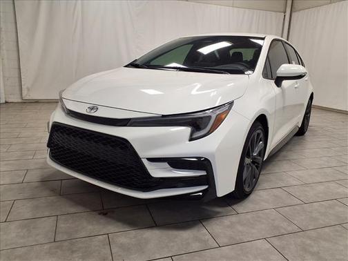 2026 Toyota Corolla Hybrid SE