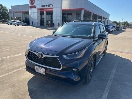 2024 Toyota Highlander XLE