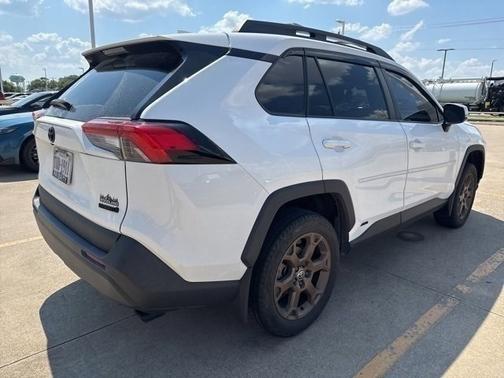 2023 Toyota RAV4 Hybrid Woodland Edition