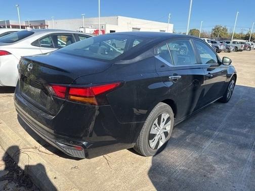 2024 Nissan Altima S FWD