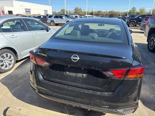 2024 Nissan Altima S FWD