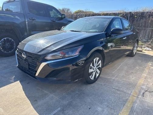 2024 Nissan Altima S FWD