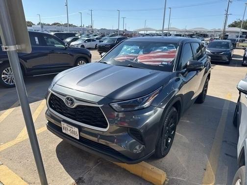 2022 Toyota Highlander L