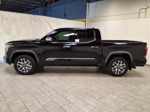 2025 Toyota Tundra Hybrid 1794 Edition