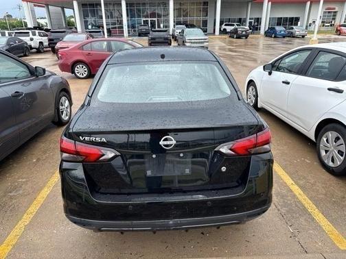 Super Black 2024 Nissan Versa 1.6 S