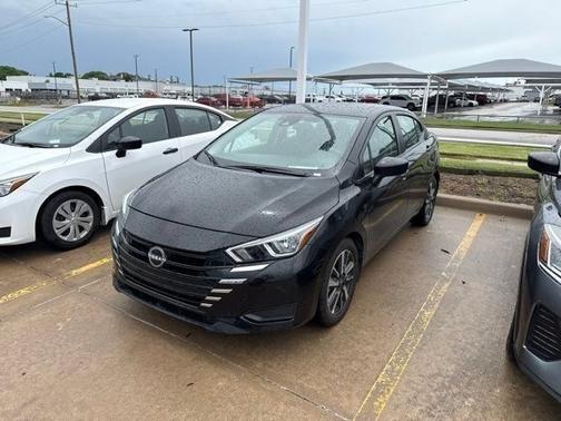 Super Black 2024 Nissan Versa 1.6 S